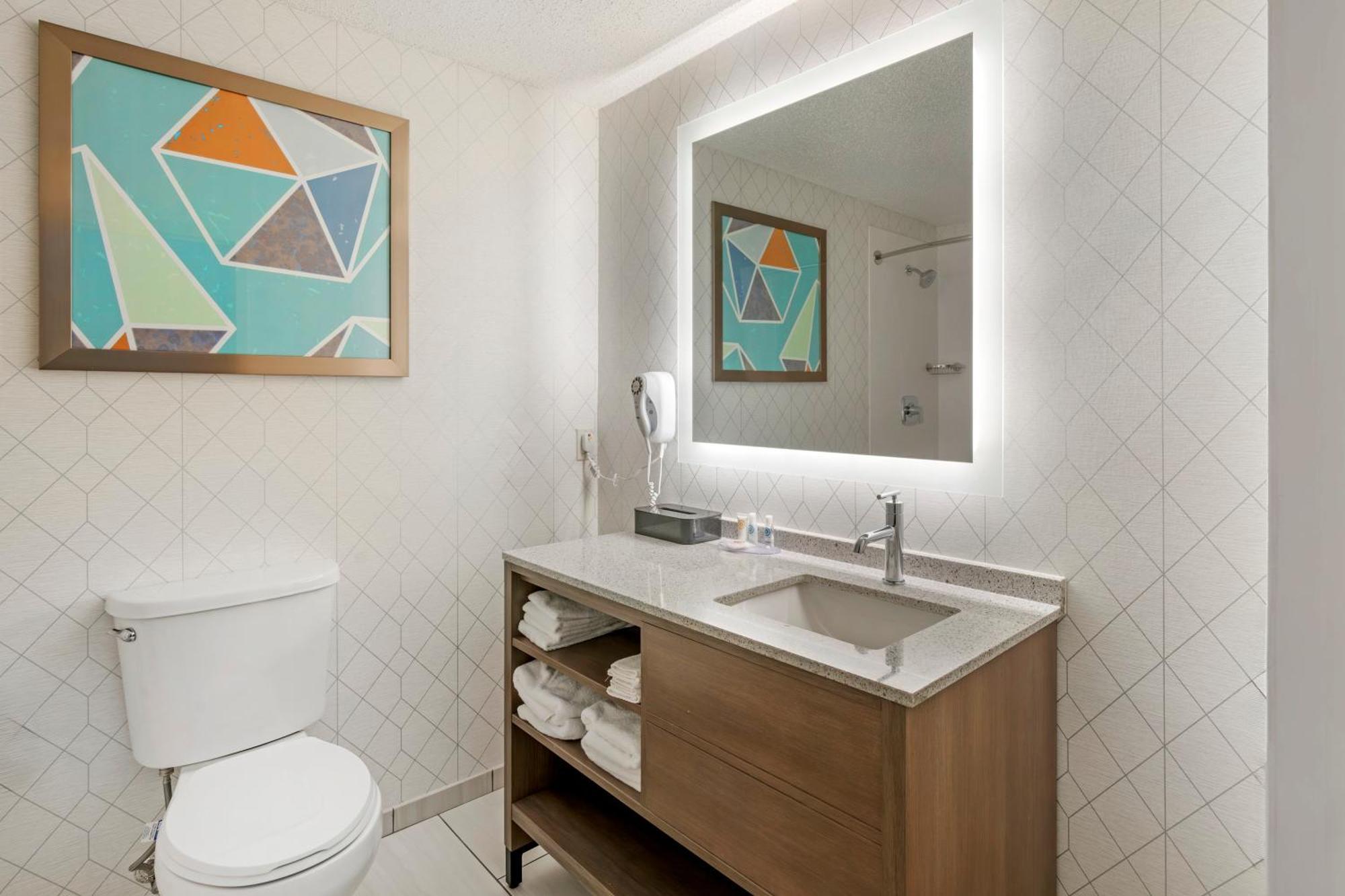 Comfort Inn & Suites Louisville Airport Fair & Expo Ngoại thất bức ảnh