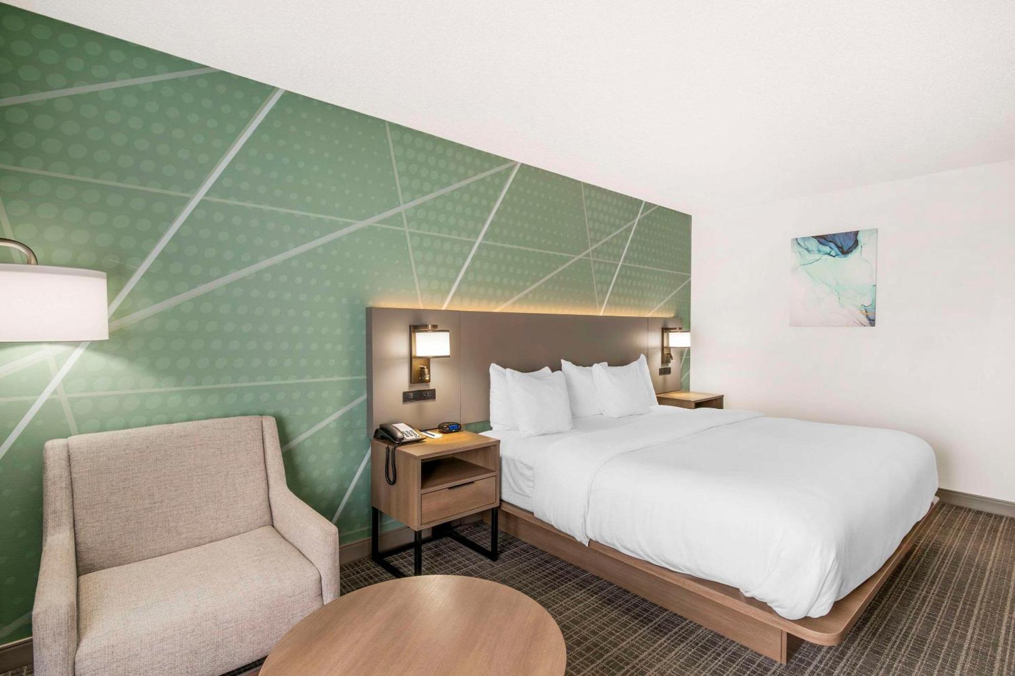 Comfort Inn & Suites Louisville Airport Fair & Expo Ngoại thất bức ảnh