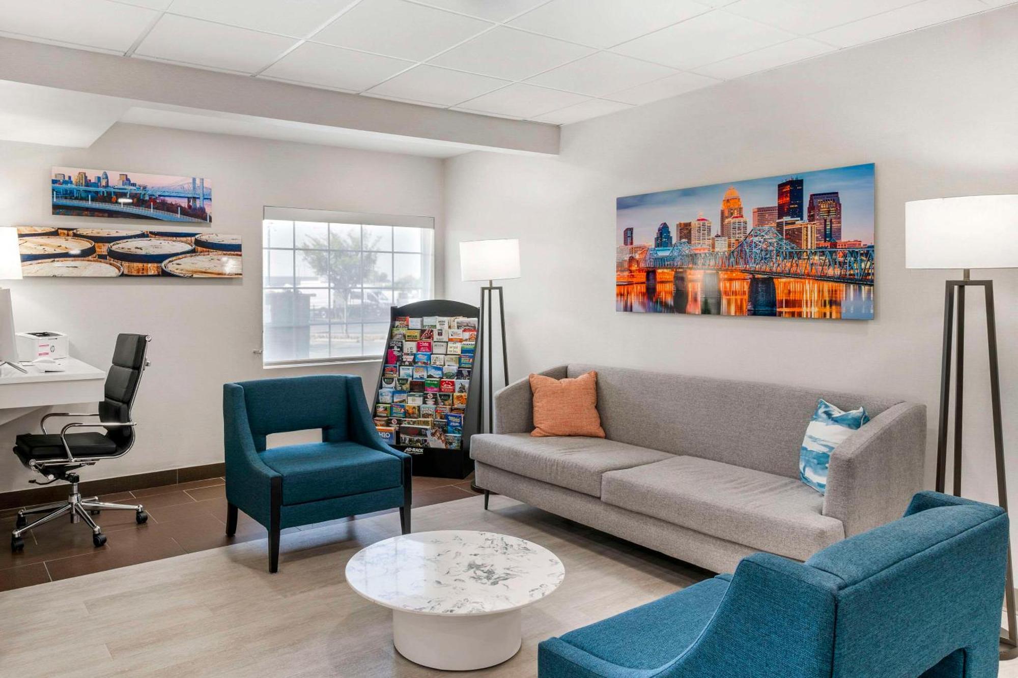 Comfort Inn & Suites Louisville Airport Fair & Expo Ngoại thất bức ảnh