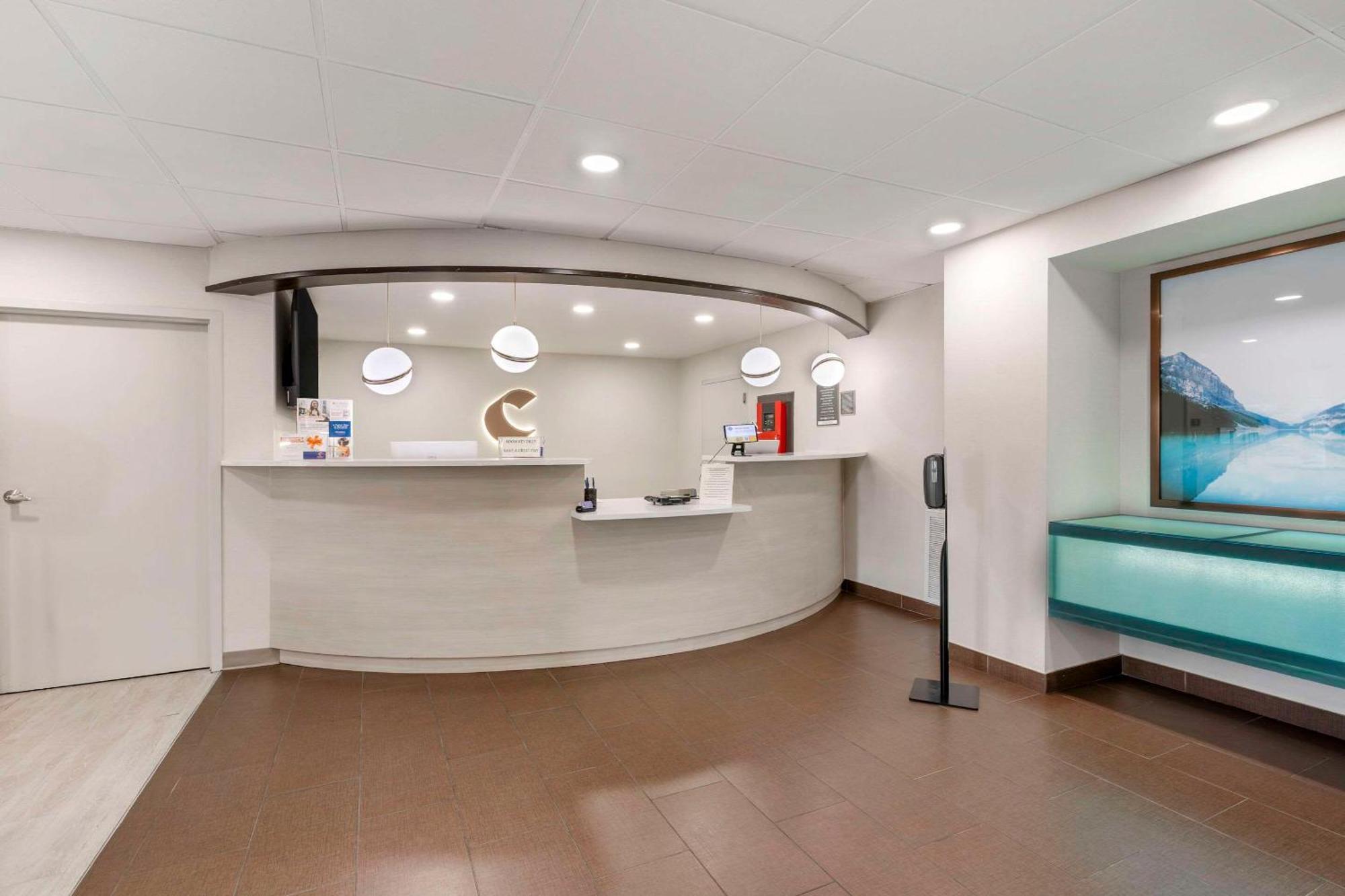 Comfort Inn & Suites Louisville Airport Fair & Expo Ngoại thất bức ảnh